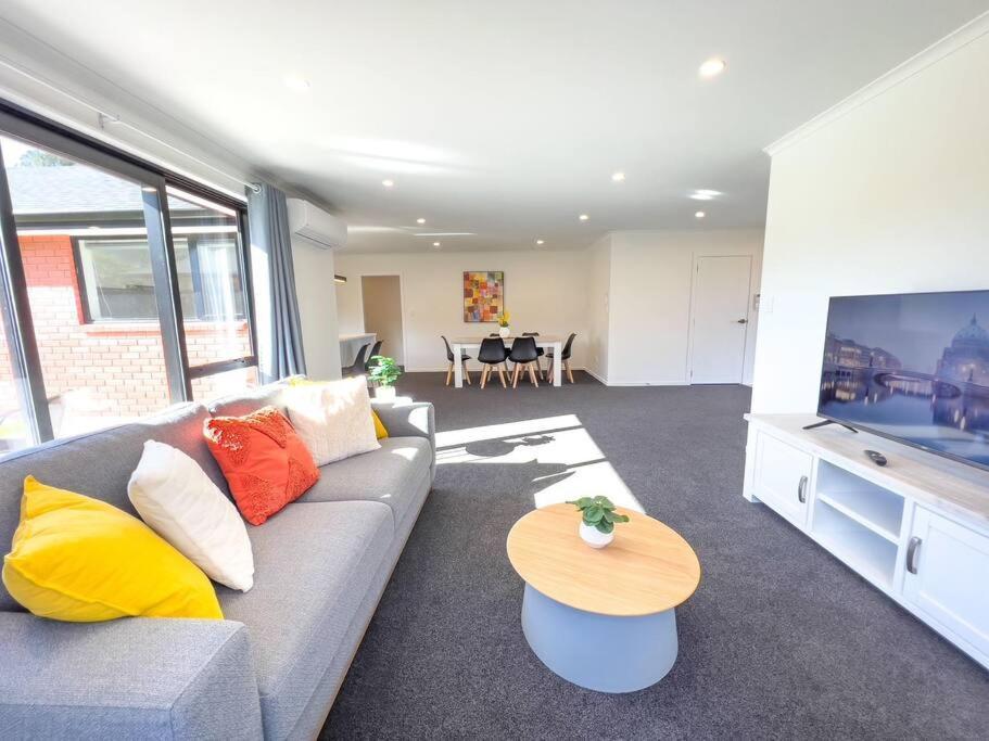 Peaceful 5 Bedrooms Retreat 로토루아 외부 사진
