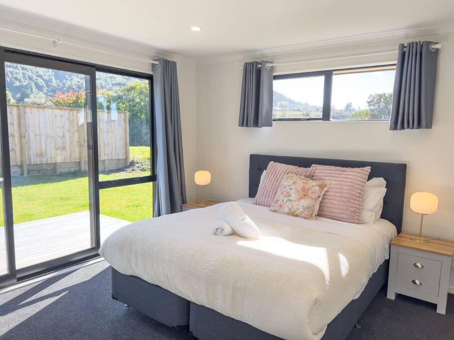 Peaceful 5 Bedrooms Retreat 로토루아 외부 사진
